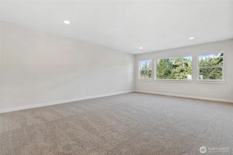 7161 91st Street E Puyallup WA 98371