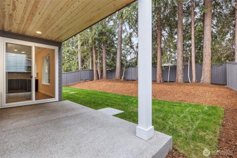 7161 91st Street E Puyallup WA 98371