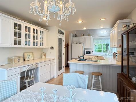 38 M Cascade Drive Hat Island WA 98206