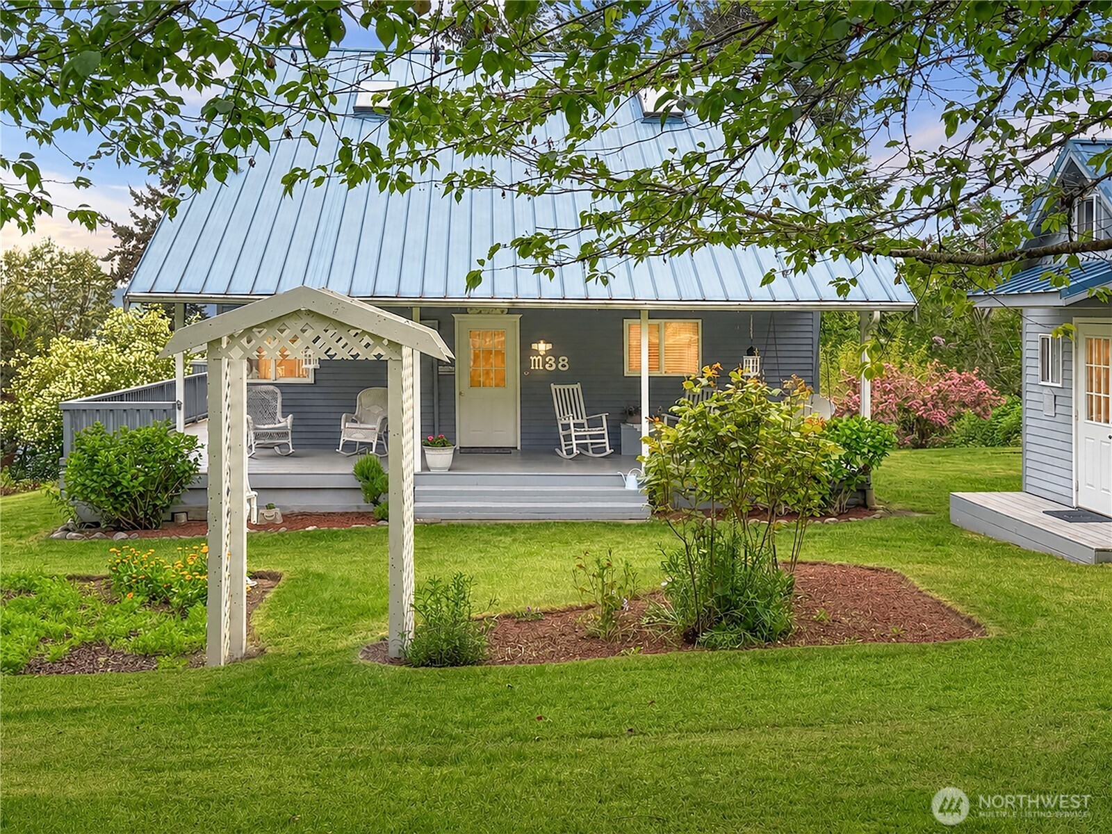 38 M Cascade Drive Hat Island WA 98206