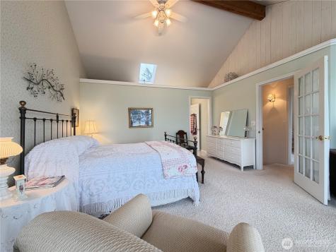 38 M Cascade Drive Hat Island WA 98206