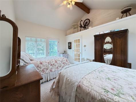 38 M Cascade Drive Hat Island WA 98206