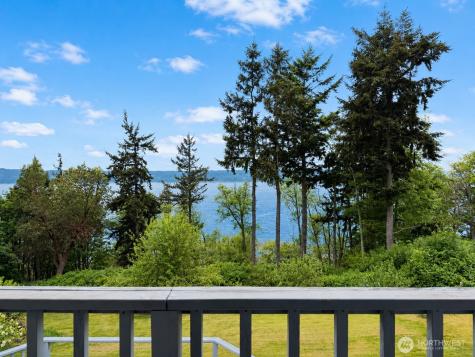 38 M Cascade Drive Hat Island WA 98206