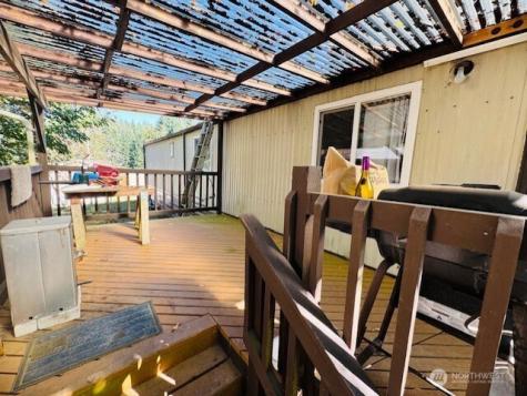 3371 SE Bielmeier Road Port Orchard WA 98367