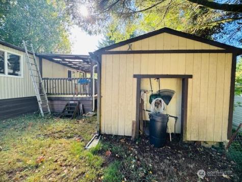 3371 SE Bielmeier Road Port Orchard WA 98367