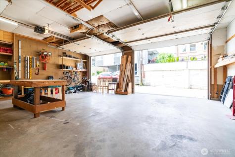 2129 42nd Avenue SW Seattle WA 98116