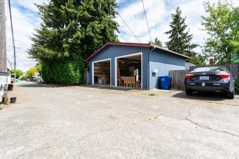 2129 42nd Avenue SW Seattle WA 98116