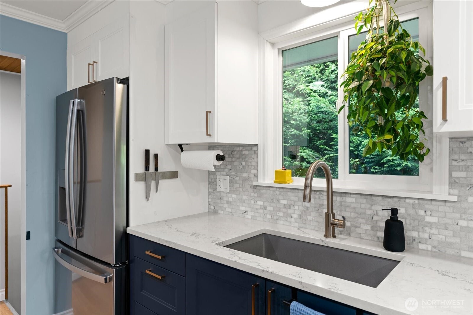 2129 42nd Avenue SW Seattle WA 98116