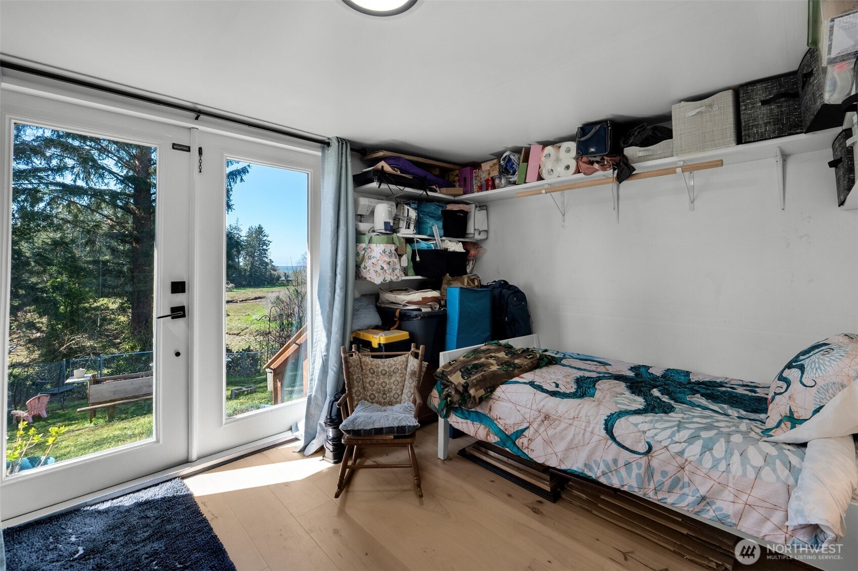21 2nd Street Bay Center WA 98527