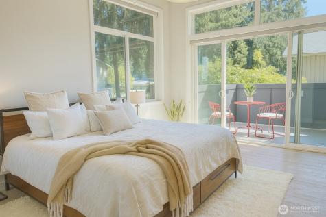 3208 89th Place SE Mercer Island WA 98040