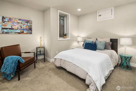 3208 89th Place SE Mercer Island WA 98040