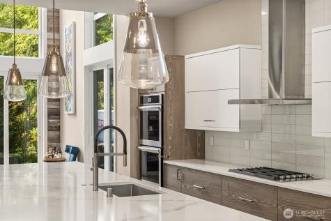 3208 89th Place SE Mercer Island WA 98040