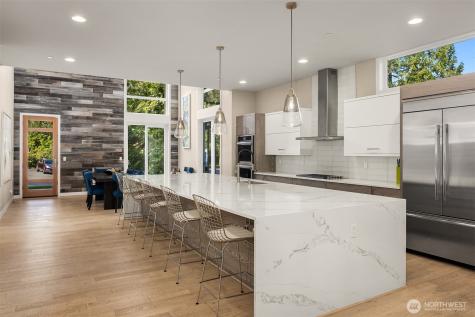 3208 89th Place SE Mercer Island WA 98040