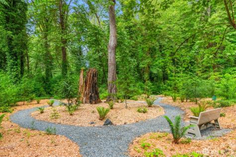 9720 NE Lofgren Road Bainbridge Island WA 98110