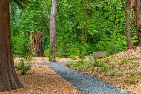 9720 NE Lofgren Road Bainbridge Island WA 98110