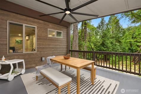 9720 NE Lofgren Road Bainbridge Island WA 98110