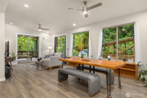 9720 NE Lofgren Road Bainbridge Island WA 98110