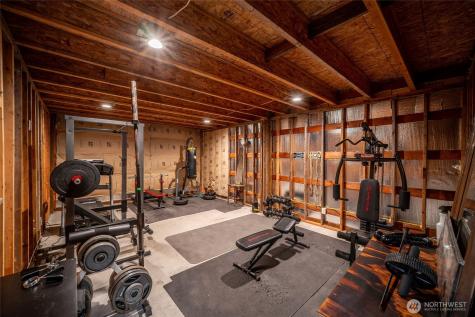 195 Bay Point Drive Castle Rock WA 98611