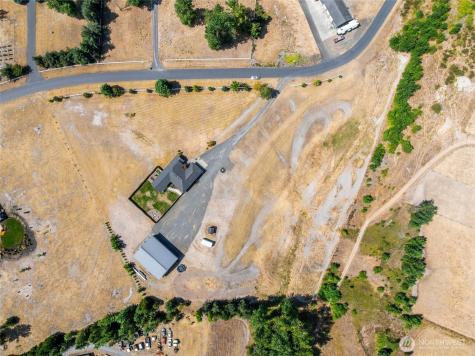 195 Bay Point Drive Castle Rock WA 98611