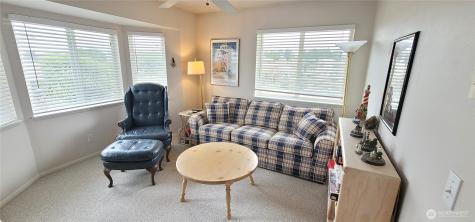 32805 G Street Ocean Park WA 98640