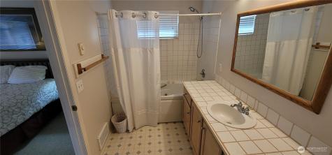 32805 G Street Ocean Park WA 98640