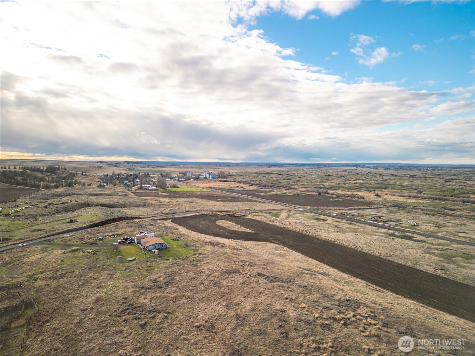 261 Hardy Road Lamont WA 99017
