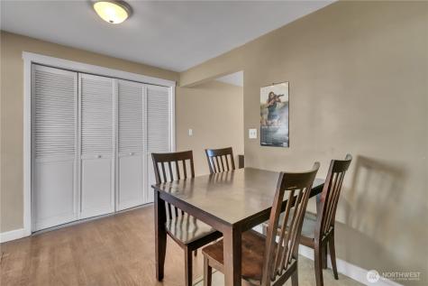 516 6th Avenue S Kent WA 98032