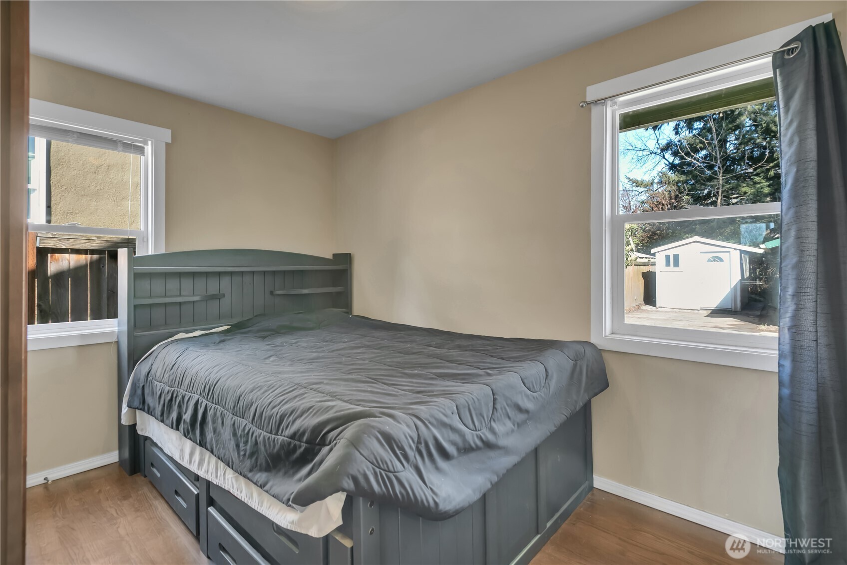 516 6th Avenue S Kent WA 98032