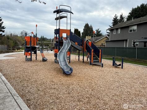 516 6th Avenue S Kent WA 98032