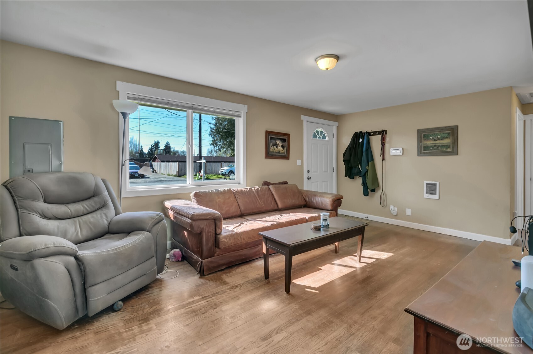 516 6th Avenue S Kent WA 98032