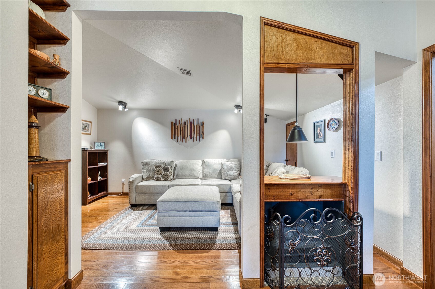 481 E Leeds Shelton WA 98584