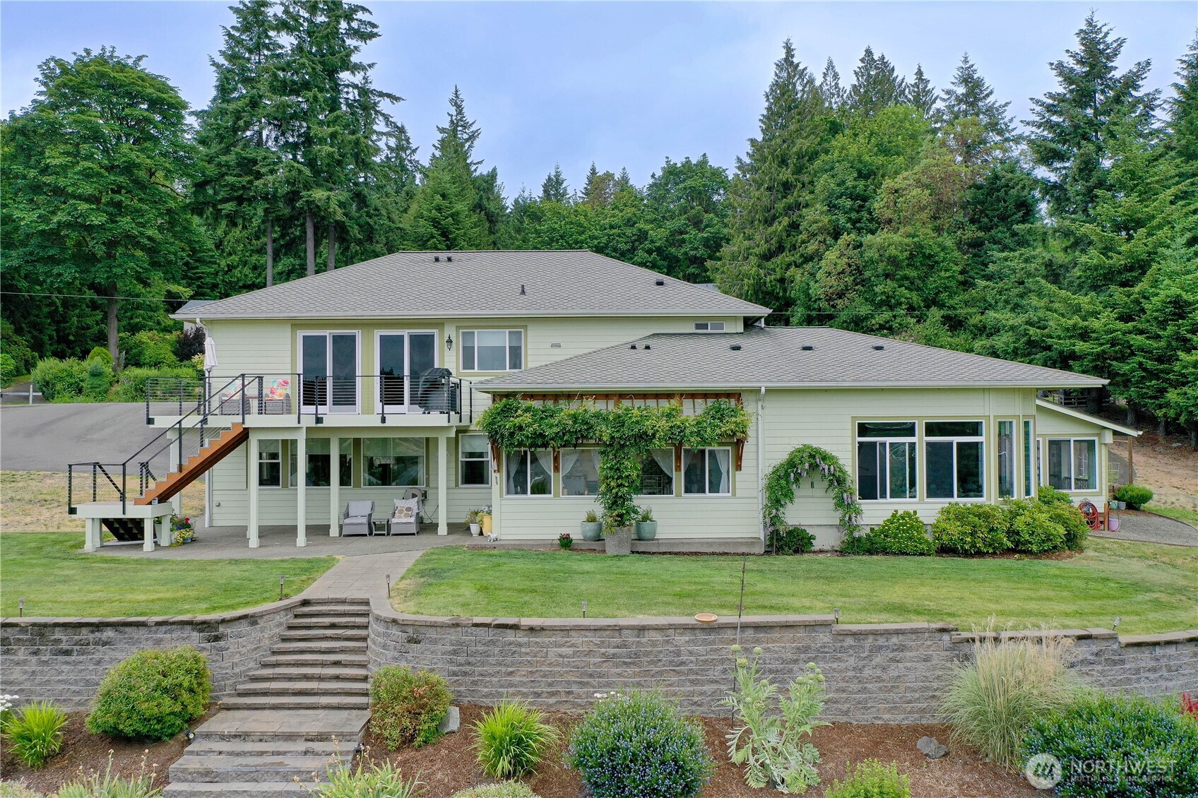 481 E Leeds Shelton WA 98584