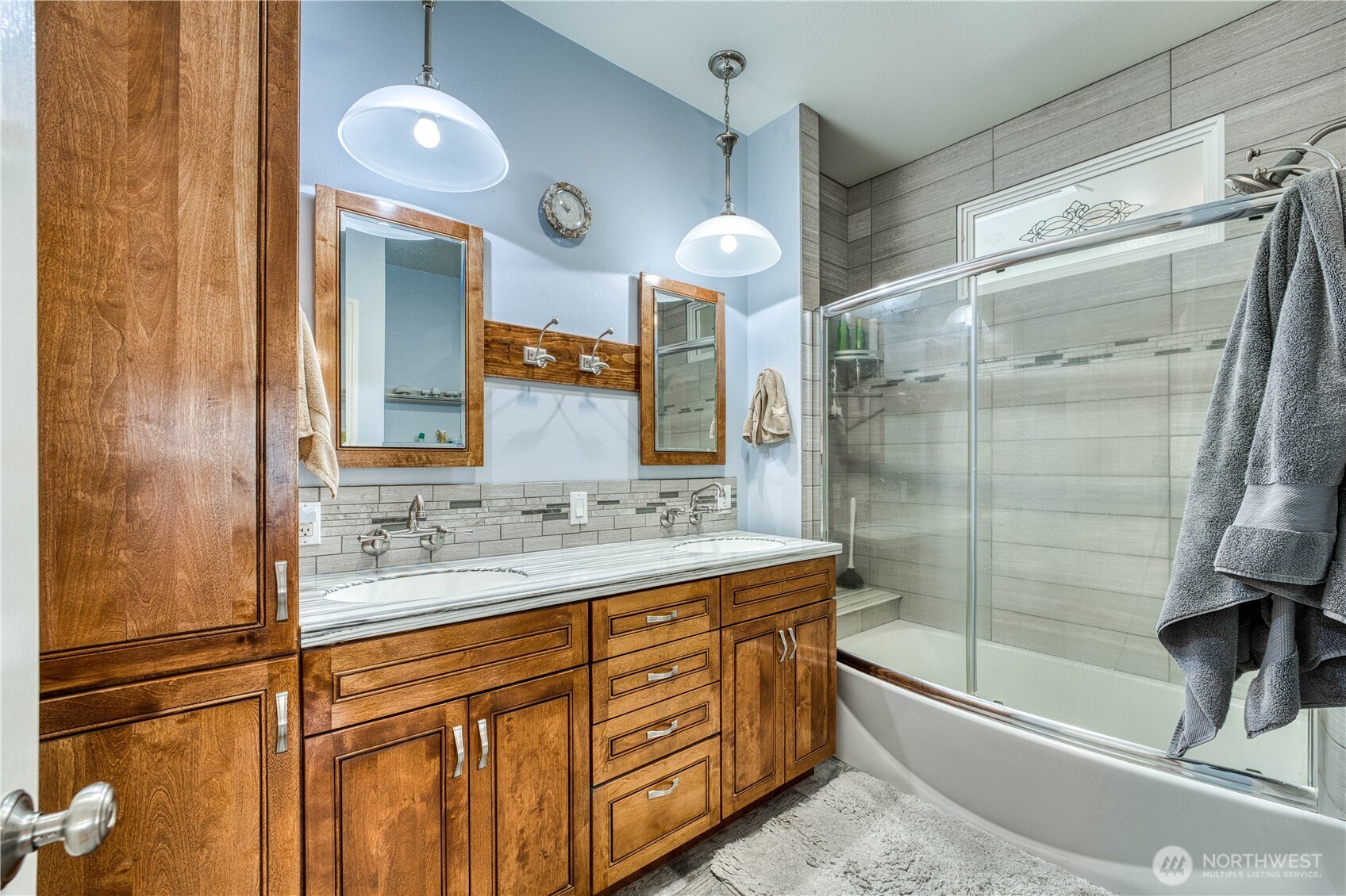 481 E Leeds Shelton WA 98584