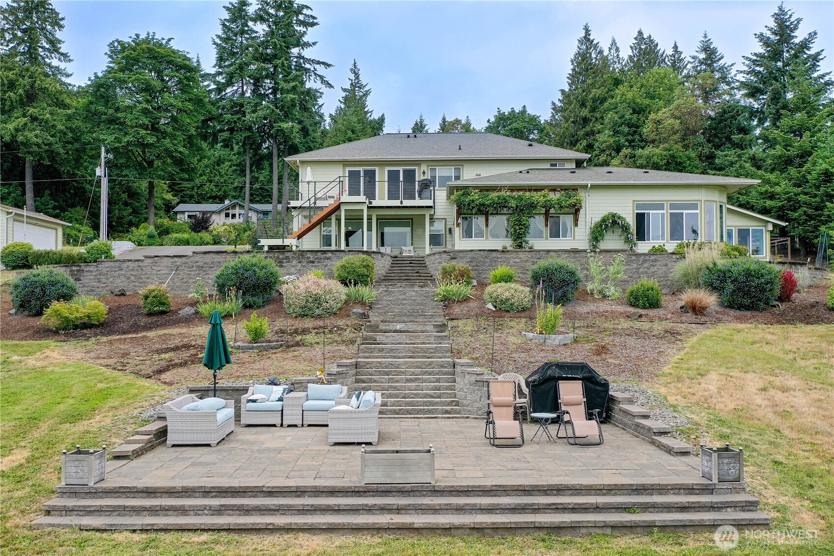 481 E Leeds Shelton WA 98584