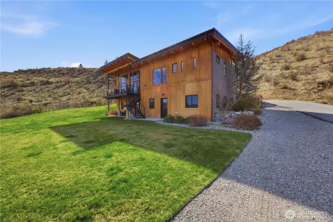 111 Hawks Meadow Chelan WA 98816