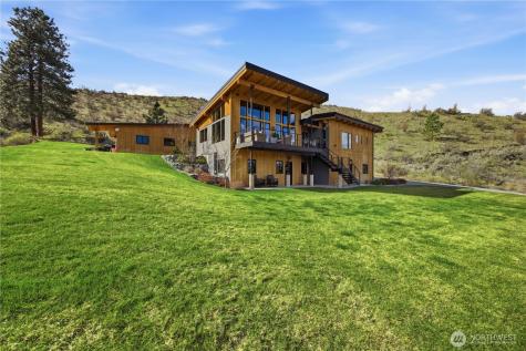 111 Hawks Meadow Chelan WA 98816