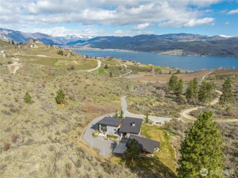 111 Hawks Meadow Chelan WA 98816