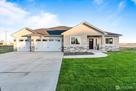 6479 Road 3 NE Moses Lake WA 98837