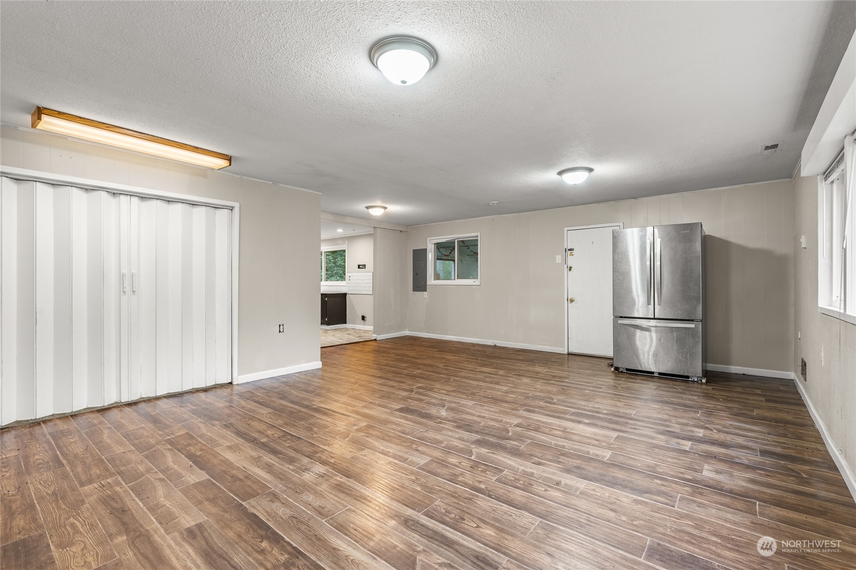 12624 Glenwood Avenue SW Lakewood WA 98499