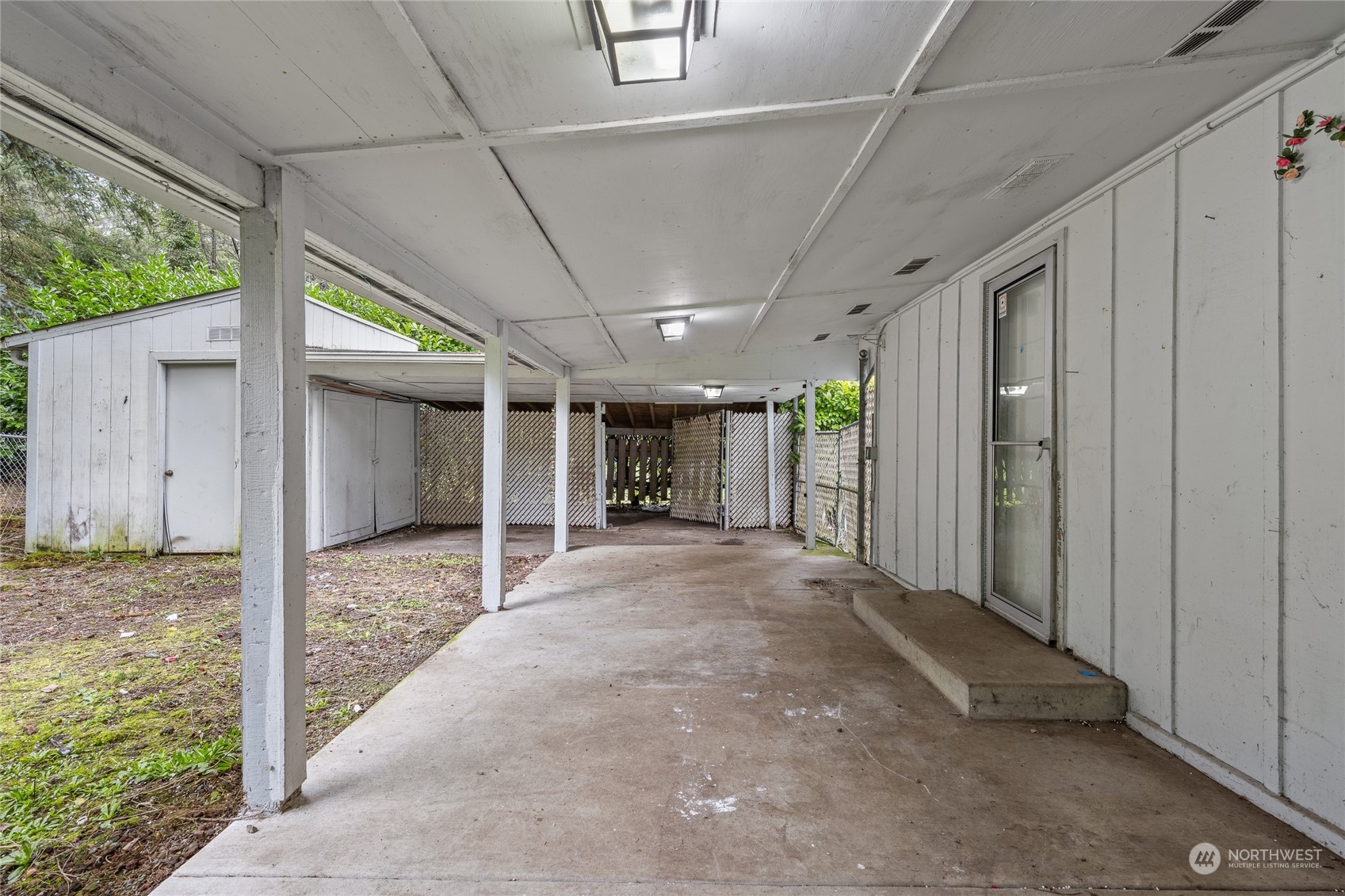 12624 Glenwood Avenue SW Lakewood WA 98499