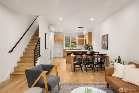 914 15th Avenue Seattle WA 98122