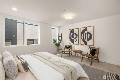 914 15th Avenue Seattle WA 98122