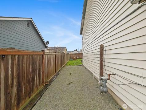 27420 Church Creek Loop NW Stanwood WA 98292