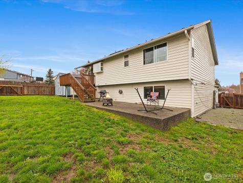 27420 Church Creek Loop NW Stanwood WA 98292