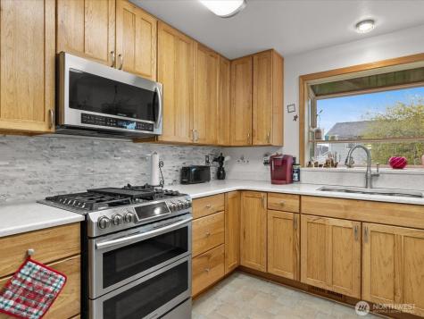 27420 Church Creek Loop NW Stanwood WA 98292