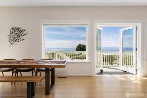 2029 West Beach Road Oak Harbor WA 98277