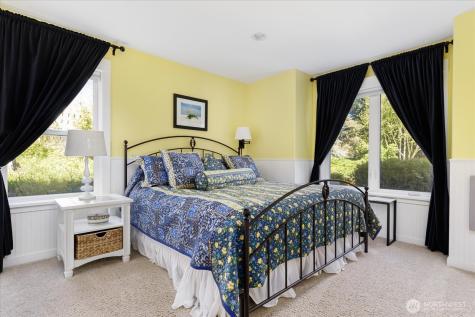 2029 West Beach Road Oak Harbor WA 98277
