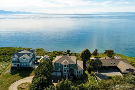 2029 West Beach Road Oak Harbor WA 98277