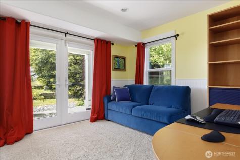 2029 West Beach Road Oak Harbor WA 98277