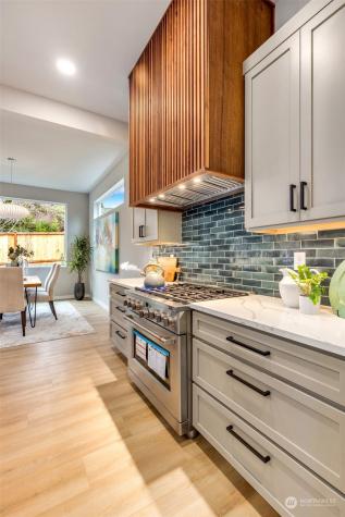 10032 Ne 196th Place Bothell WA 98011